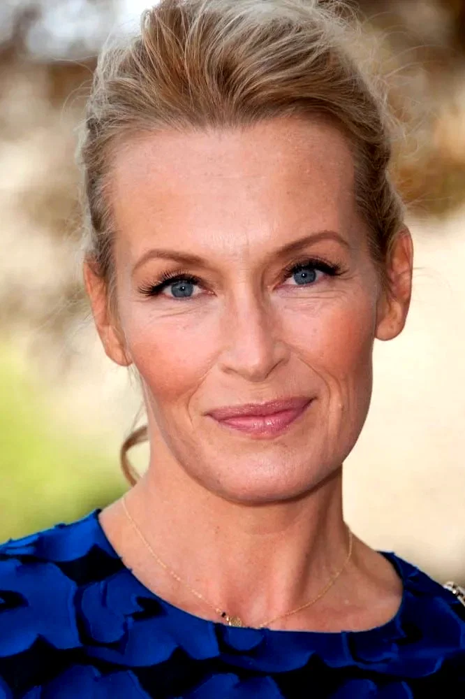 Estelle Lefebure