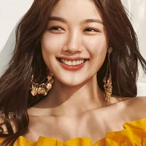 Photo star : Kim Yoo-Jin