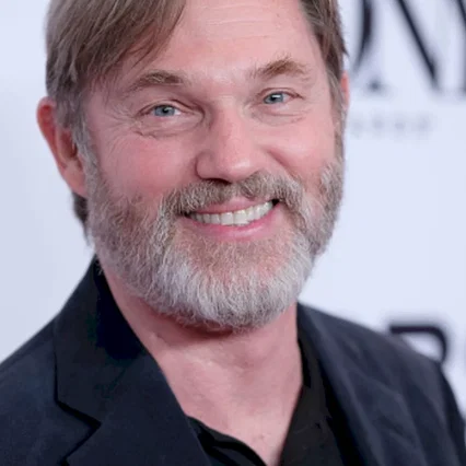  Richard Thomas