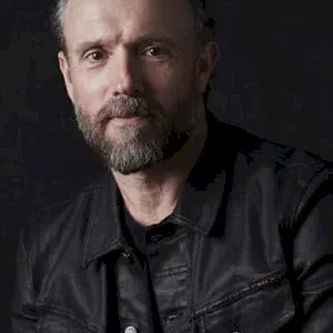  John Pyper-ferguson