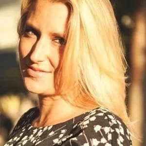  Sally Brunski