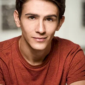 Photo star : Brady Hender