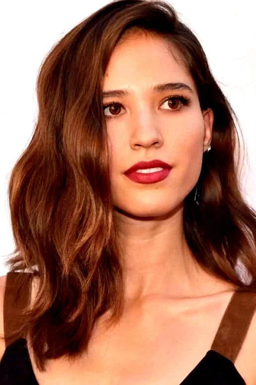  Kelsey Asbille