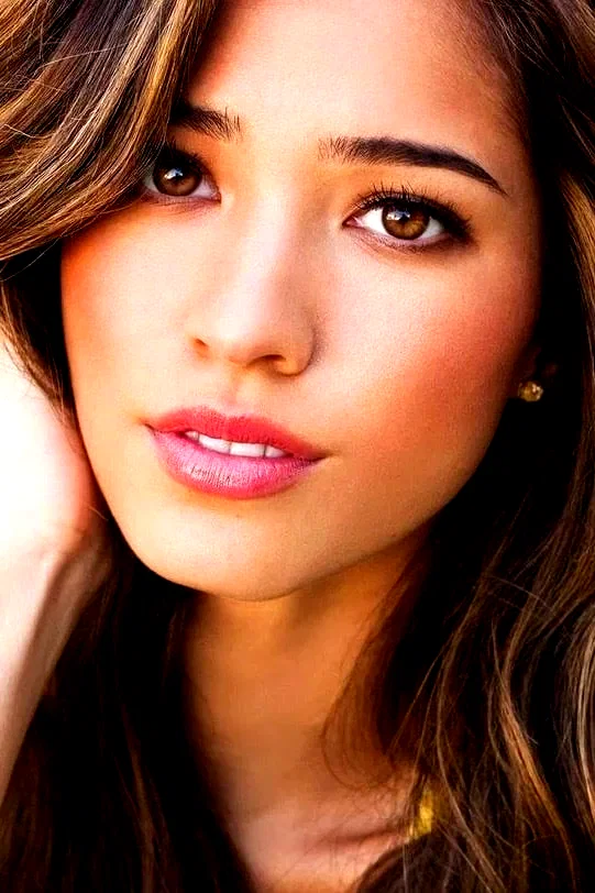  Kelsey Asbille