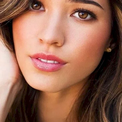  Kelsey Asbille