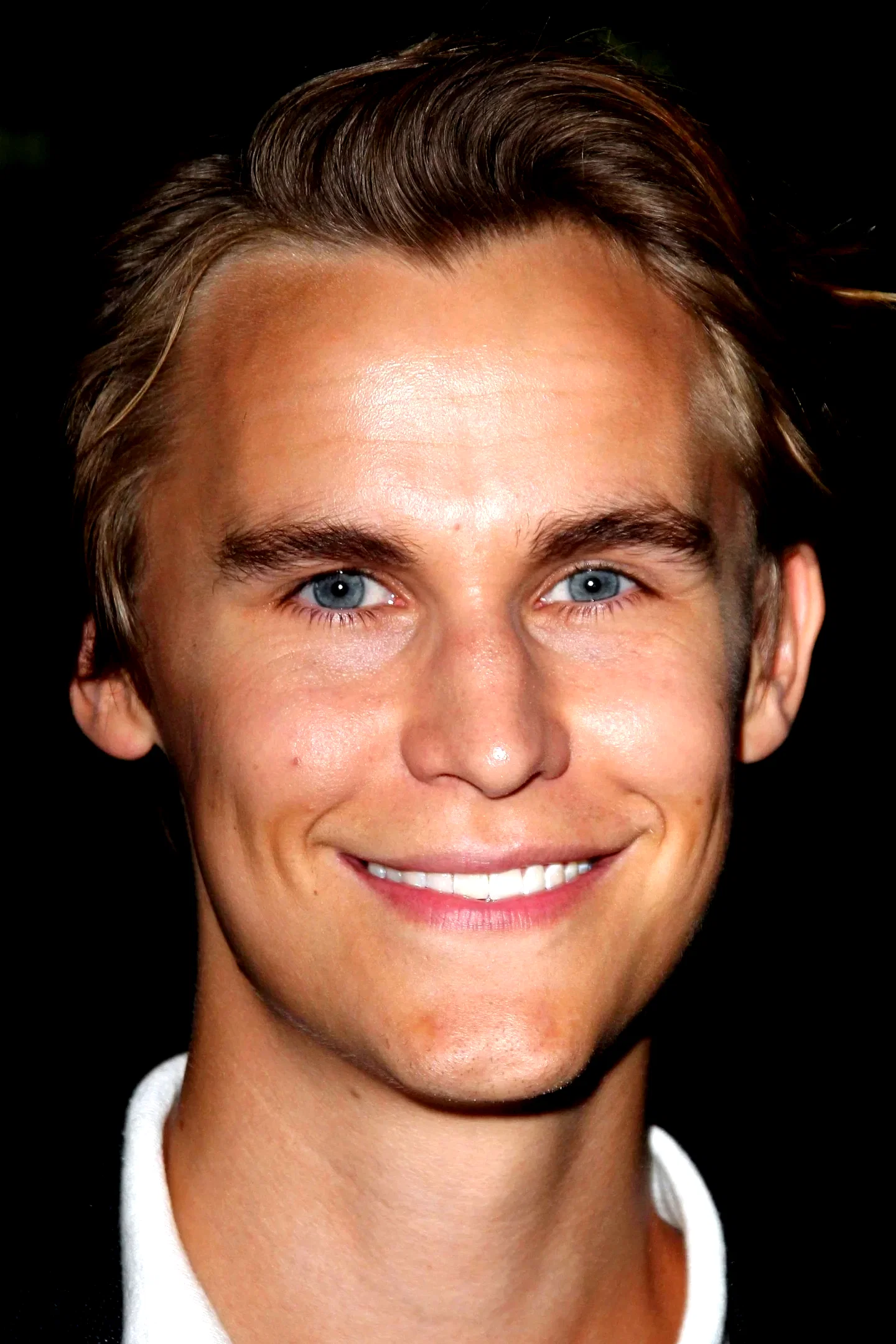 Rhys Wakefield