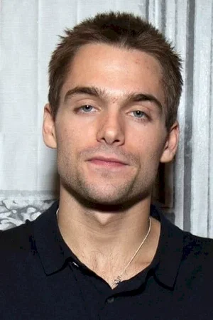 Dylan Sprayberry photo
