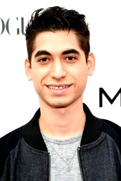  Alexander Flores