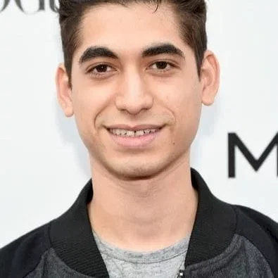  Alexander Flores