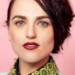 Photo star : Katie McGrath