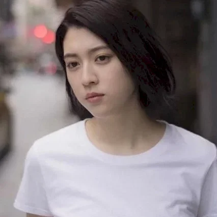  Ayaka Miyoshi