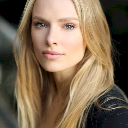  Clementine Nicholson