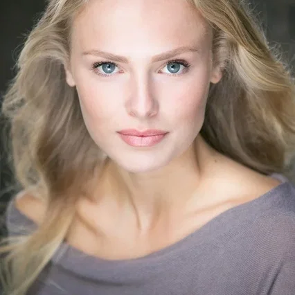 Clementine Nicholson