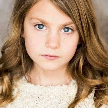  Abigail Pniowsky