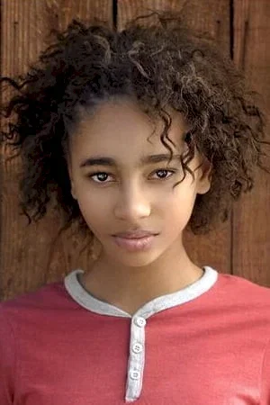  Tayler Buck photo