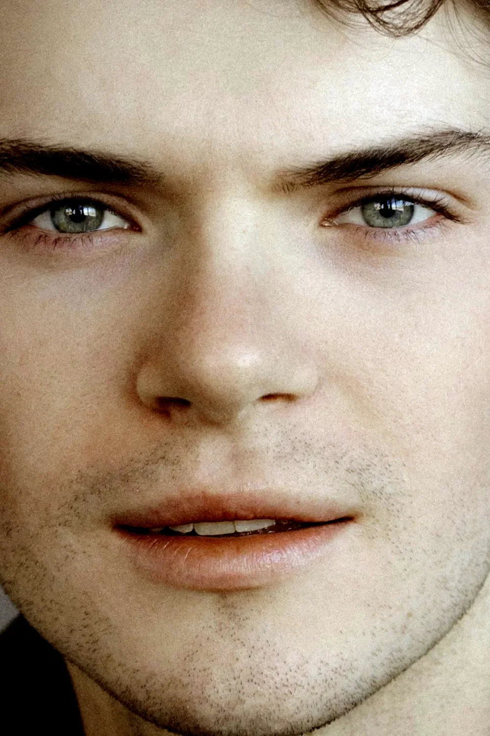 Colton Ryan