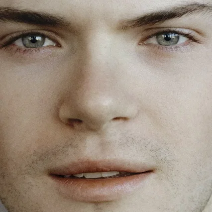  Colton Ryan
