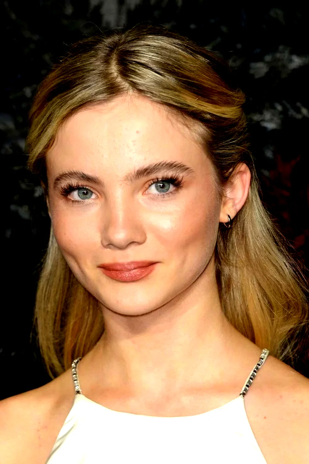 Freya Allan