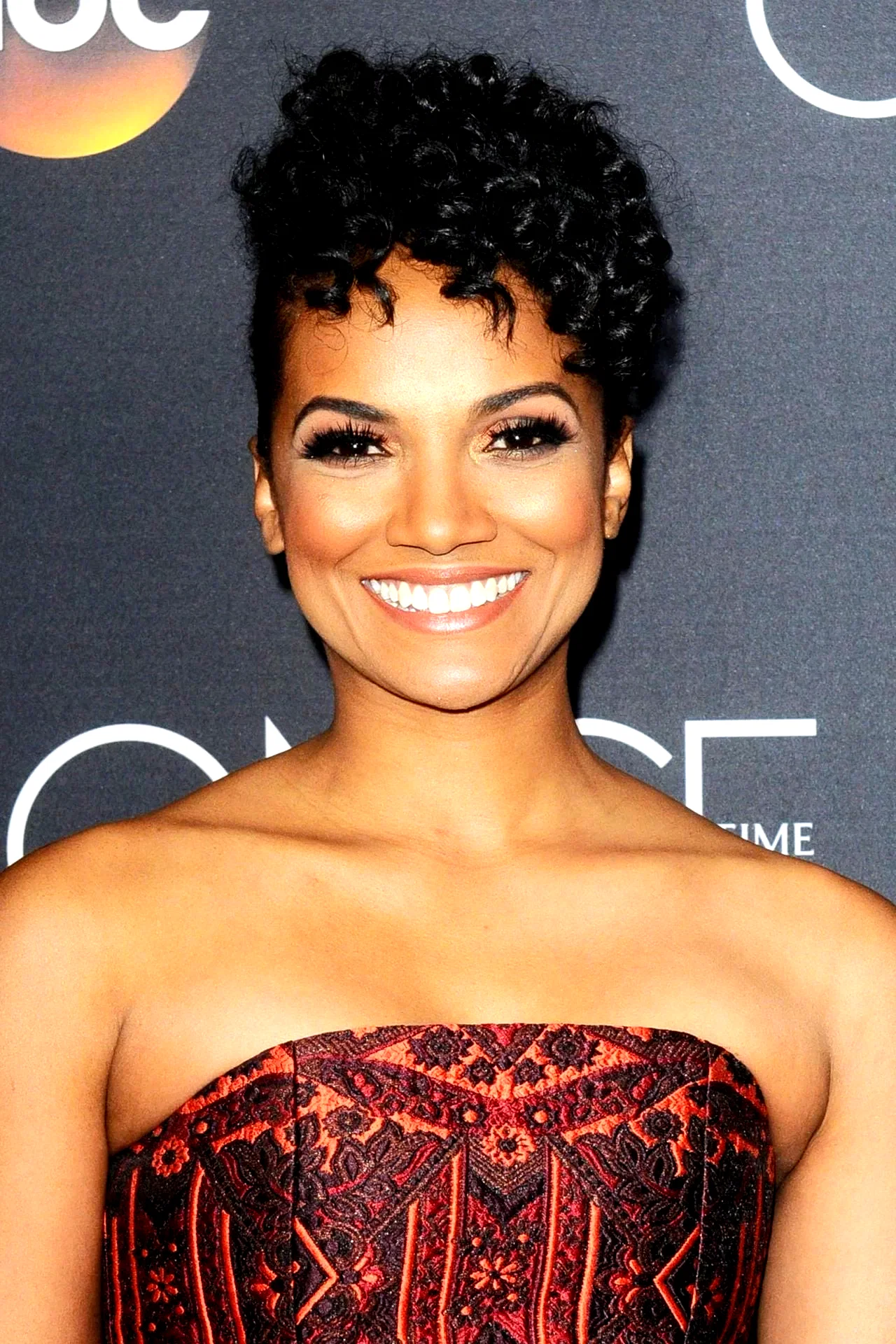 Mekia Cox