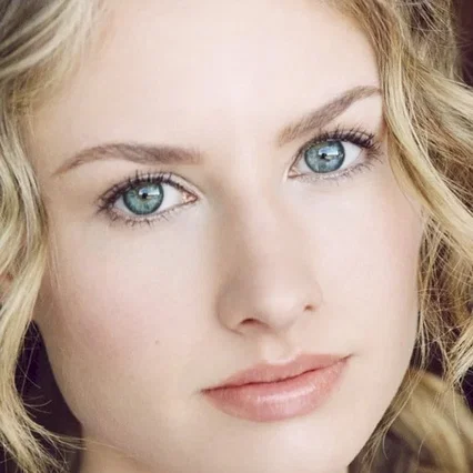 Caitlin Thompson