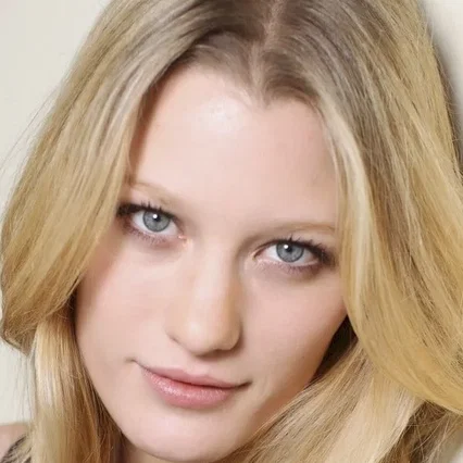  Ashley Grace