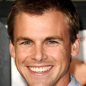 Photo star : Tommy Dewey