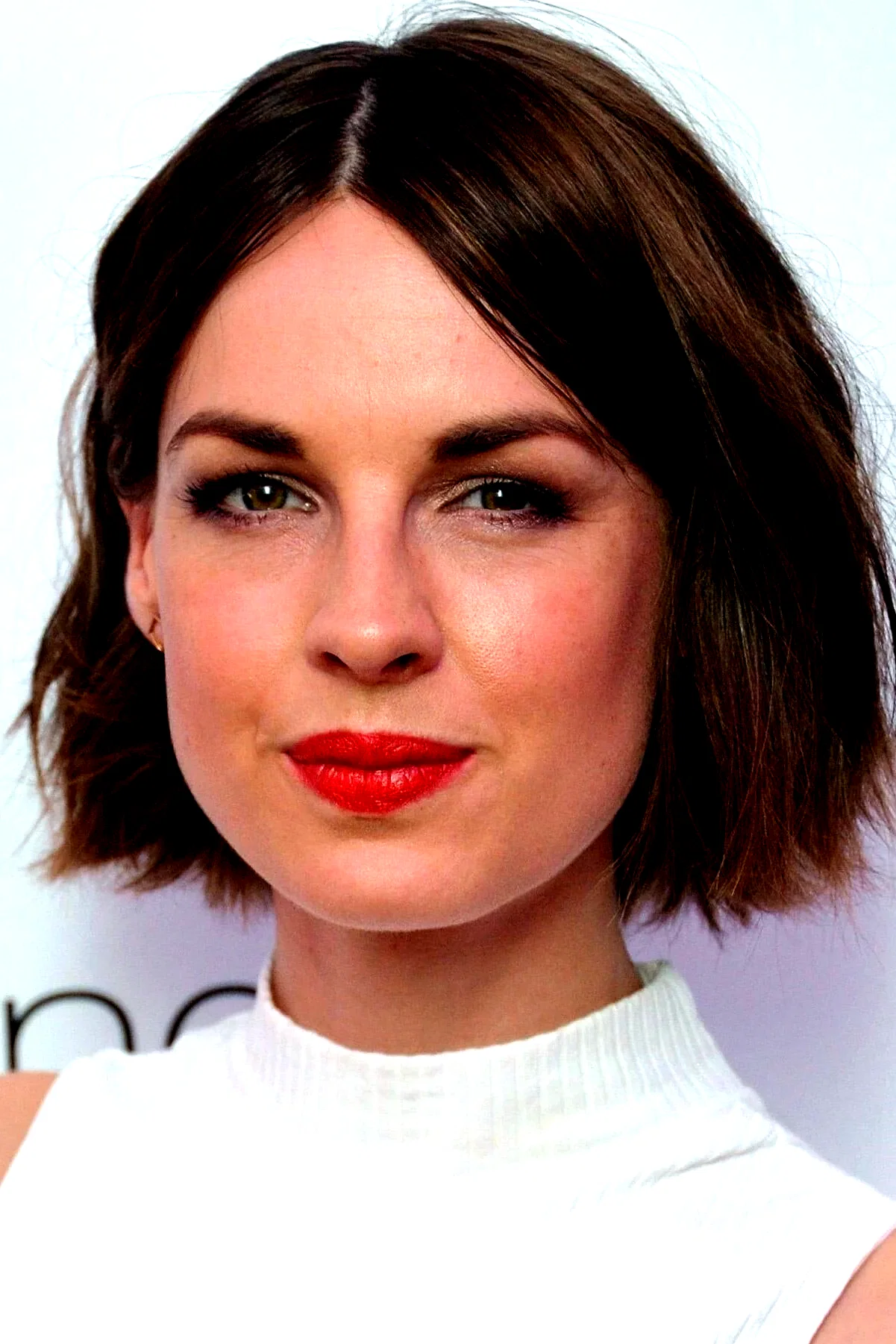 Jessica Raine