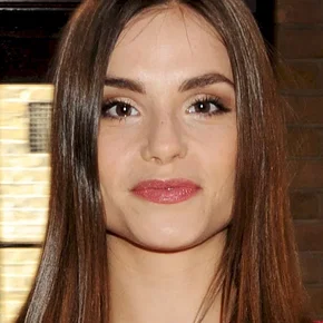 Photo star : Charlotte Riley