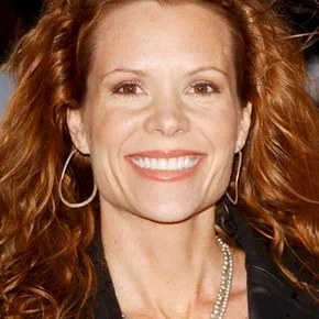 Photo star :  Robyn Lively
