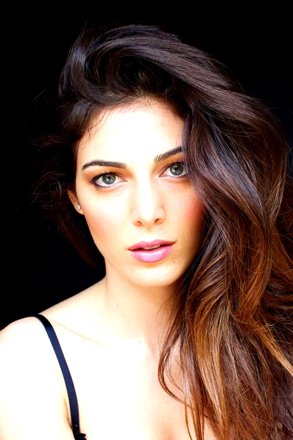  Razane Jammal