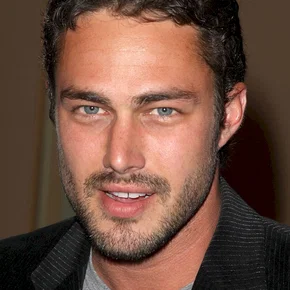Photo star : Taylor Kinney