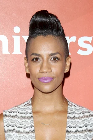  Dominique Tipper photo
