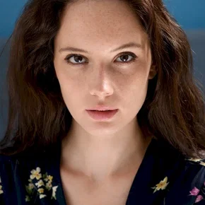 Photo star :  Olwen Catherine Kelly
