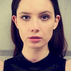 Photo star :  Olwen Catherine Kelly