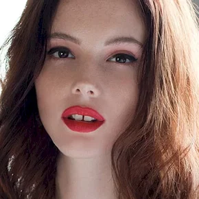 Photo star :  Olwen Catherine Kelly