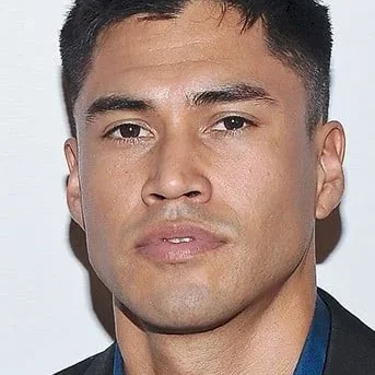  Martin Sensmeier