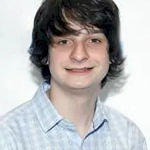  Miles Bakshi