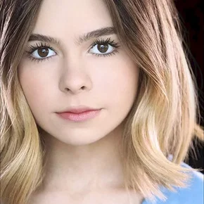 Photo star :  Addison Riecke