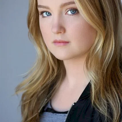  Emma Howard