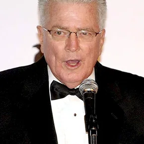 Photo star :  Huell Howser