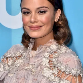 Photo star : Nathalie Kelley
