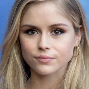Photo star : Erin Moriarty