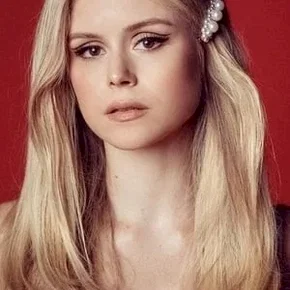 Photo star : Erin Moriarty