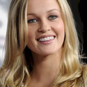 Photo star : Ambyr Childers