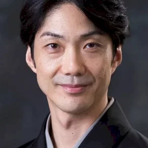 Photo star :  Mansai Nomura