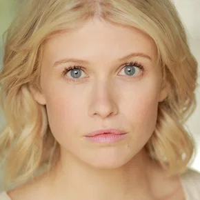 Photo star :  Rose Reynolds