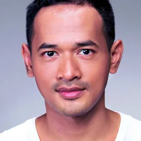 Photo star :  Oka Antara
