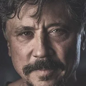 Carlos  Bardem