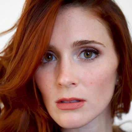  Stephanie Koenig