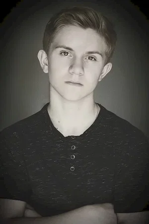  Aiden Flowers photo
